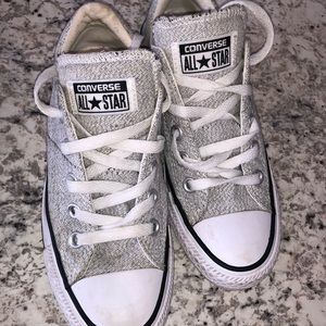 Converse size 6